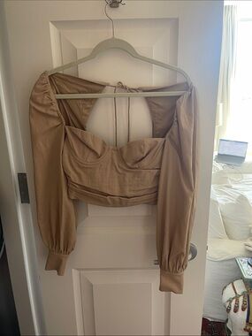MAJORELLE Taupe Puff-Sleeve Crop Blouse